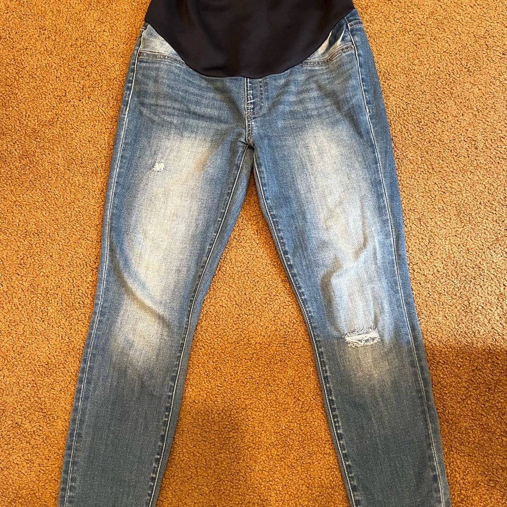 Lila Ryan Maternity jeans